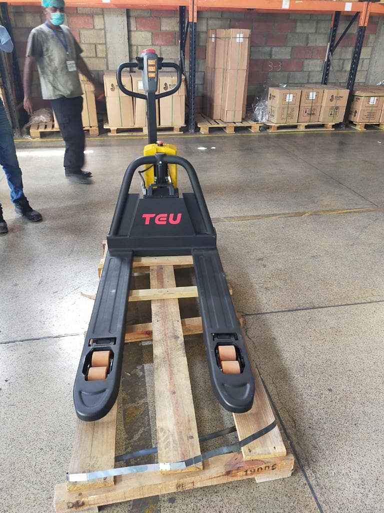 electric powered pallet truck , stacker, forklifter, trolley 6