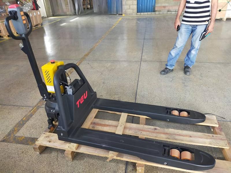 electric powered pallet truck , stacker, forklifter, trolley 7