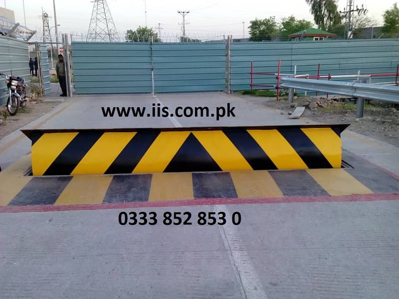 Hydraulic Road blocker in Pakistan 1