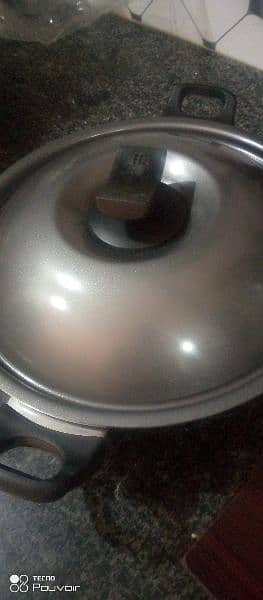 Non stick pan 9