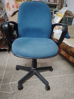 Revolving office chair
