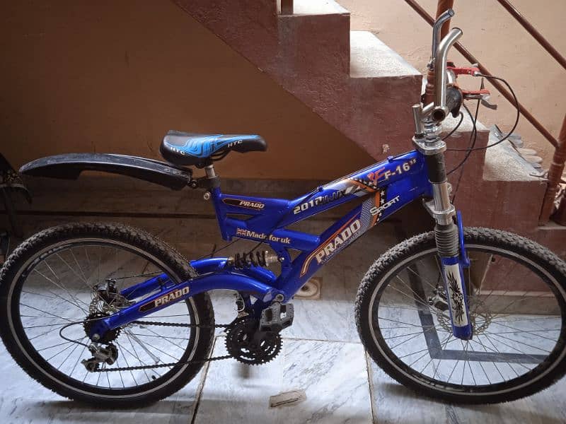 Bicycle for sale almost 3 months minor used 1