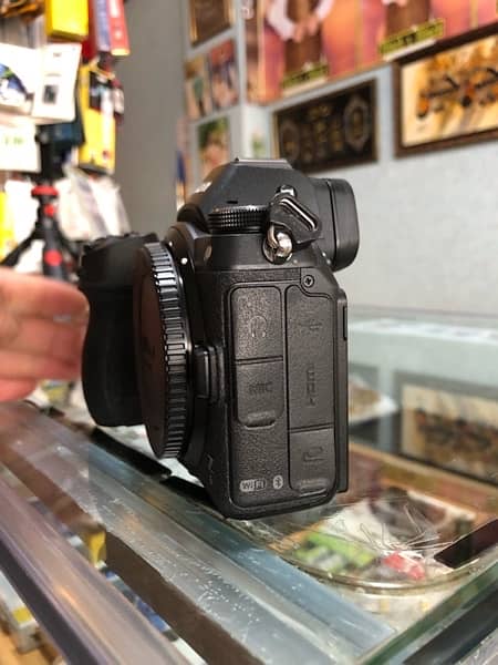 Nikon Z6 Mirrorless 24.3mp Camera Complete Box + Adapter & 32gb Card 3