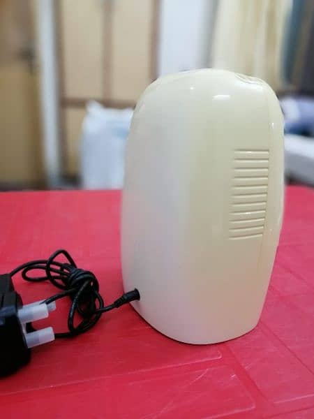 ProBreeze 500ml De-Humidifier, Imported 1