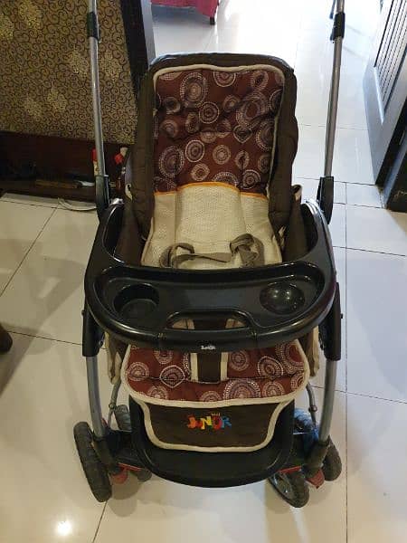 Slightly used Pram in Neat Condition 2