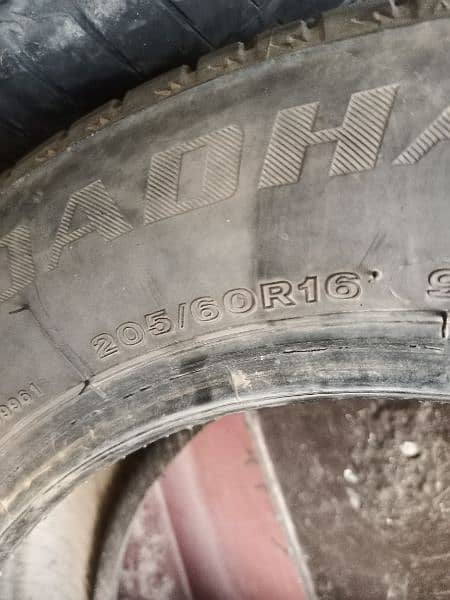 16/60/205(3) tyre achi condition k 2