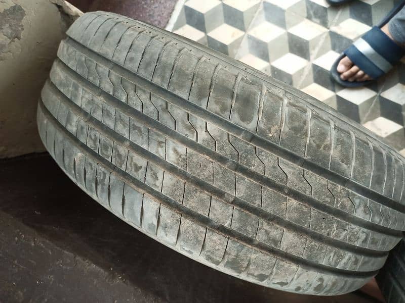 16/60/205(3) tyre achi condition k 5