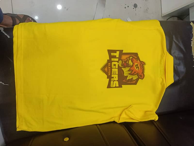 T Shirt printed 12