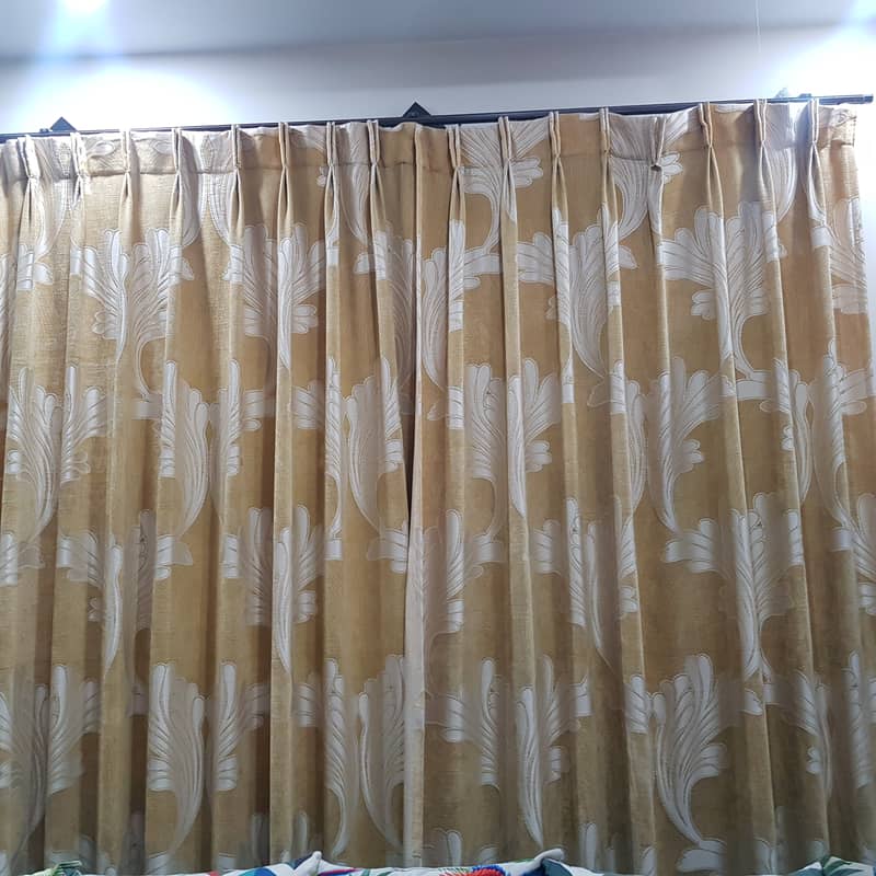 different curtains 12