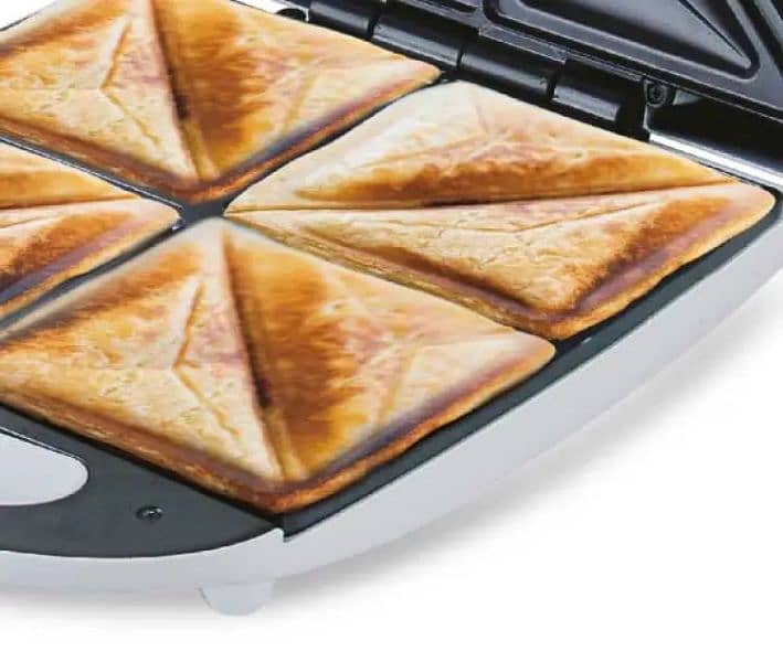 R A F ORIGINAL 4 SLICE SANDWICH MAKER TOASTER IMPORTED PREMIUM QUALITY 3