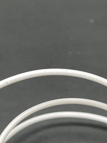Apple iPhone iPad 100% Original Type C Lightning Data/ Charger Cable 2