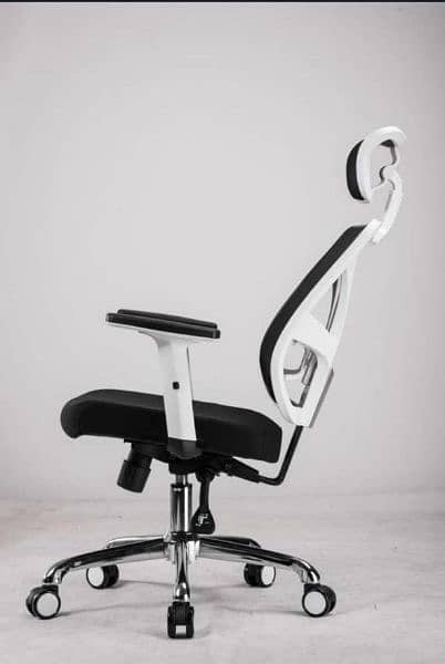 ALL KIND OF IMPORTED OFFICE CHAIRS, GAMING CHAIRS, COMPUTER CHAIRS A 17