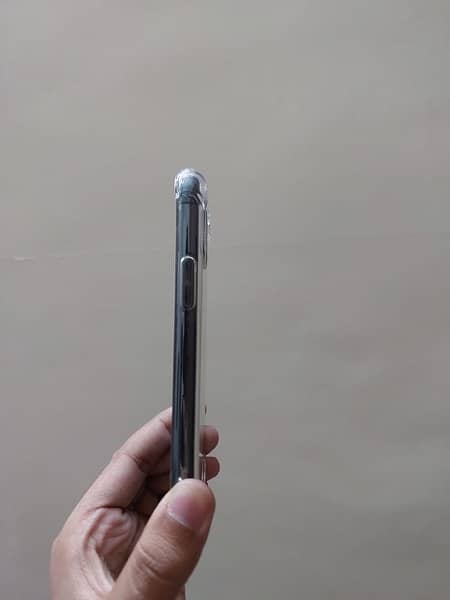 iphone 11 pro 0