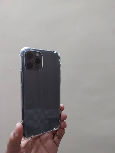 iphone 11 pro 3