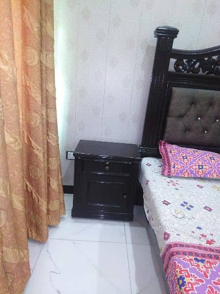King size bed with side tables for sale 4