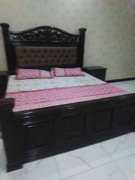 King size bed with side tables for sale 7