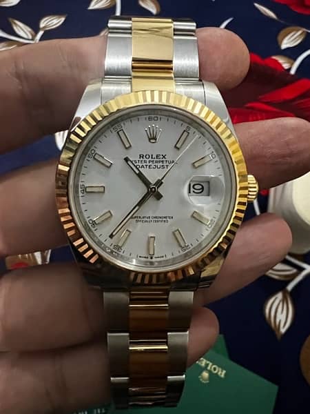 BUYING ANTIQUE NEW USED VINTAGE ORIGINAL WATCHES Diamond Gold 16