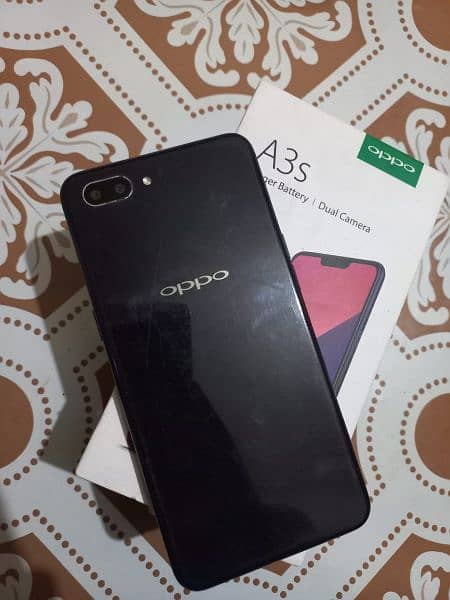 Oppo a3s with box and original charger 0