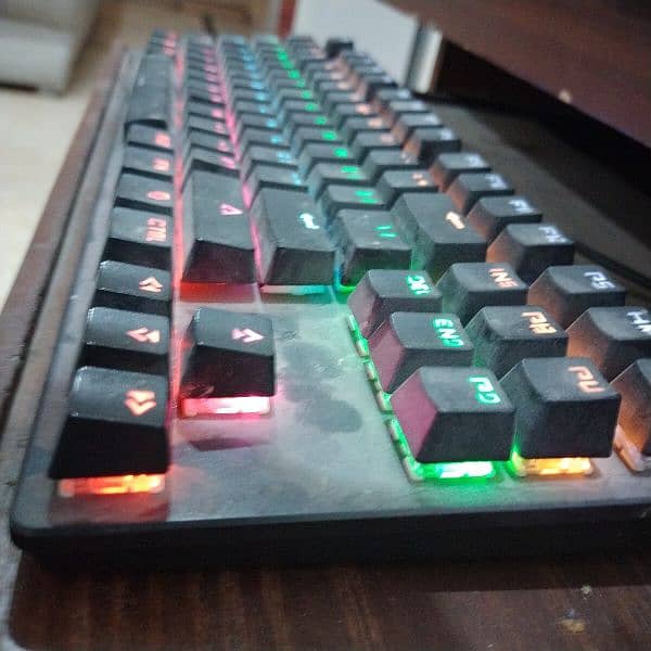 Gaming Keyboard Original Size with Keys 0