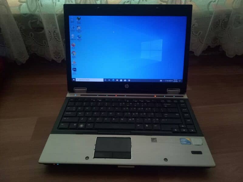 Hp laptop 10 by 10 condition 5