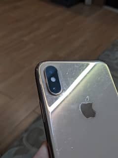 iPhone xs, 64GB, gold color. Dual Sim PTA Approved