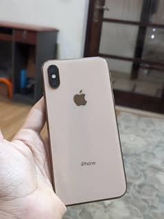 iPhone Xs, 64GB, gold color. Dual Sim PTA Approved