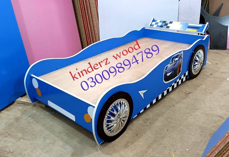 CAR BED WITH LIGHTS (kinderz wood) 0