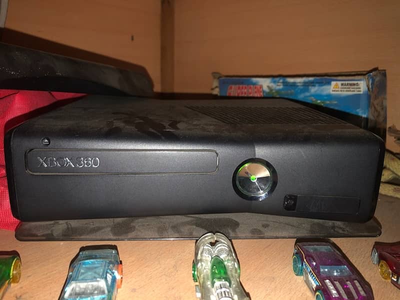 Xbox 360 Slim 0