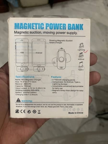 MAGNETIC POWER BANK Magnetic suction, moving power supply 03228580862 2