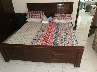 King size bed