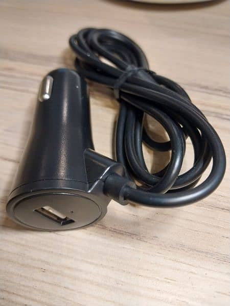 Car Mobile Charger 1