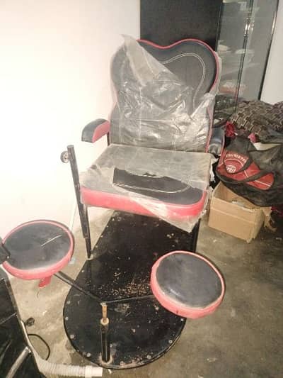 meni-pedi-chair-and-washing-unit-chairs-1071826673