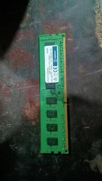 Ram 2 GB
Samsung 160GB hard Disk 3