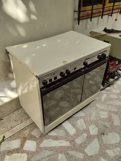 Cooking range imported  ( used )