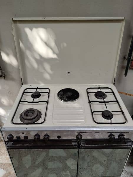 Cooking range imported  ( used ) 0