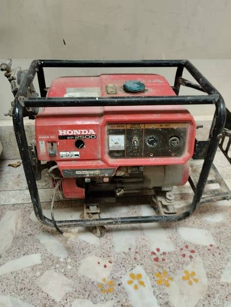 Generator  HONDA  EP 2500. ( used  ) 4