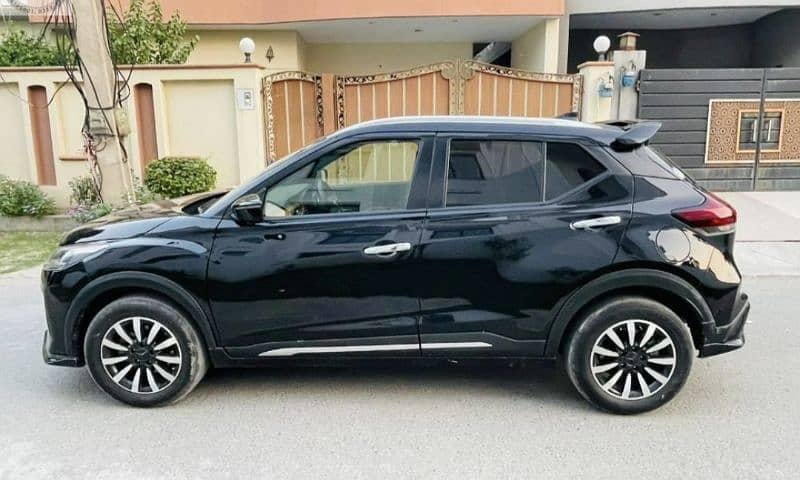 nissan kicks 11