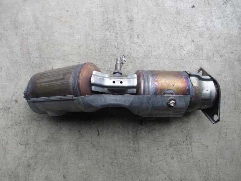 Catalytic Converter Honda BMW Mercedes Suzuki Toyota 11