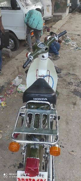 Honda 50 1977 modle. 7