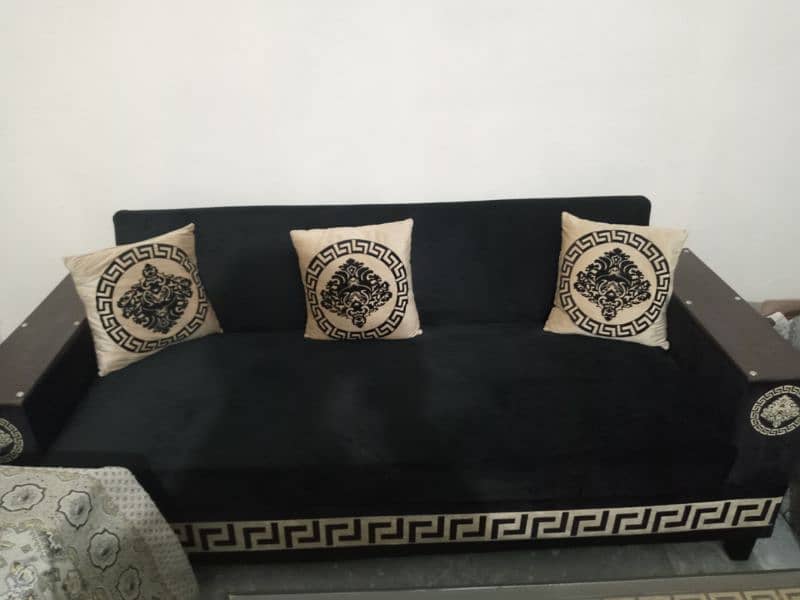 Black velwat Sofa (5 Seater) 0