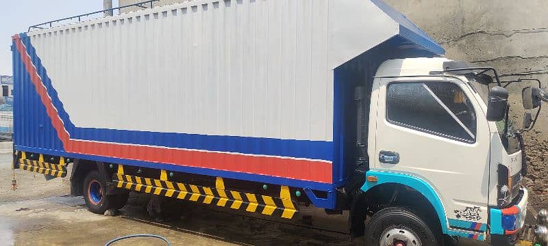 dongfeng Hino Mazda truck container 3