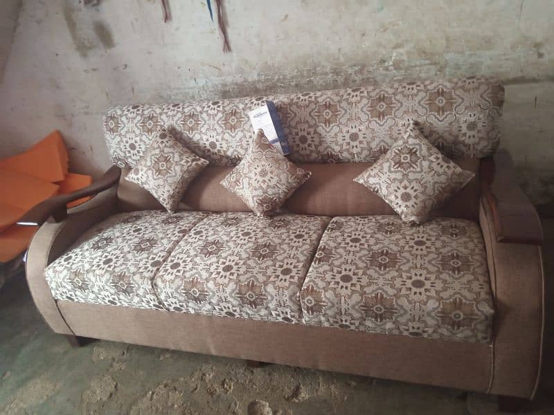 itli ka  sofa set comfortable to use 1