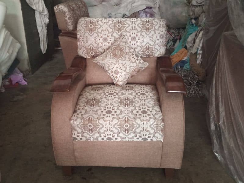 itli ka  sofa set comfortable to use 2
