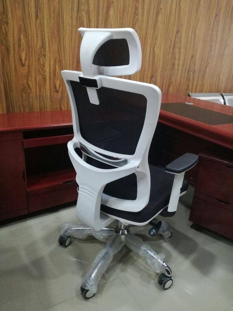 Executive  Office Chair Mesh Back with Headrest 7