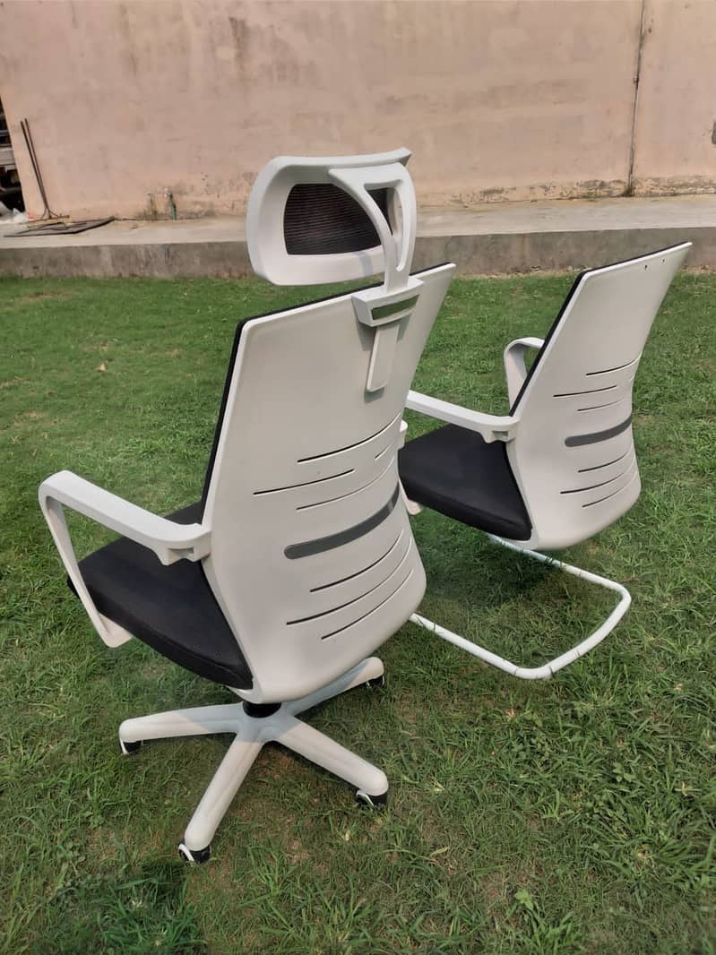 Executive  Office Chair Mesh Back with Headrest 12
