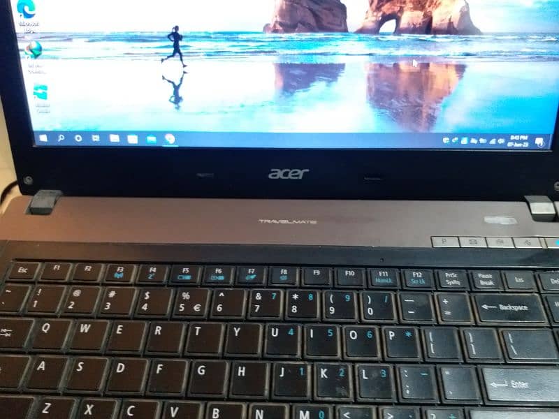 Acer Corei5,3 Gen ,6 GB Ram 128 GB SSD 3