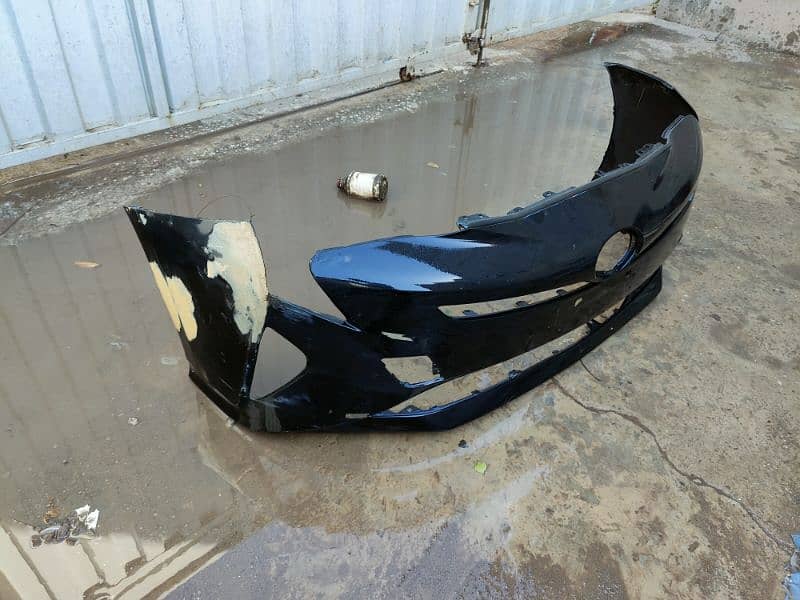 prius. 2016 to 2018 model front bumper 1