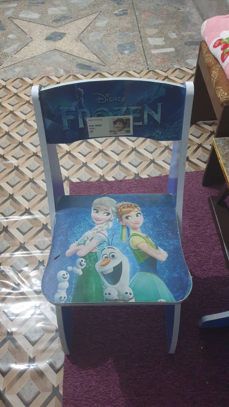 Disney Frozen Study Table with Chair for kids 2