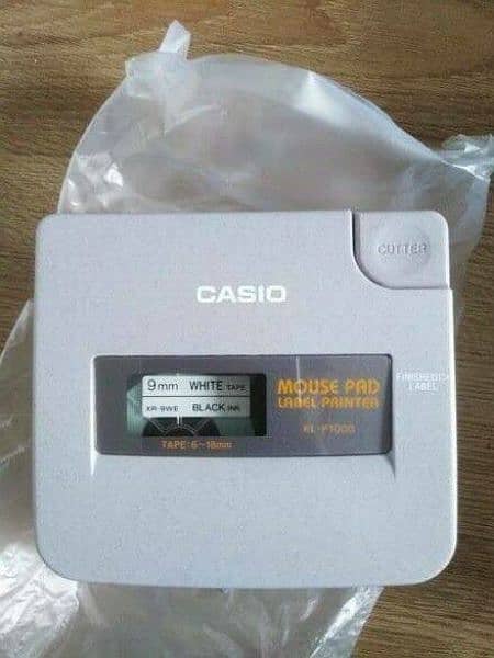 Casio KL-P1000-L Mouse Pad Label Printer 1