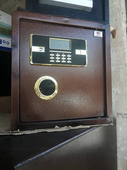 Security Safe Cash Locker , Digital & Manual Functions 7